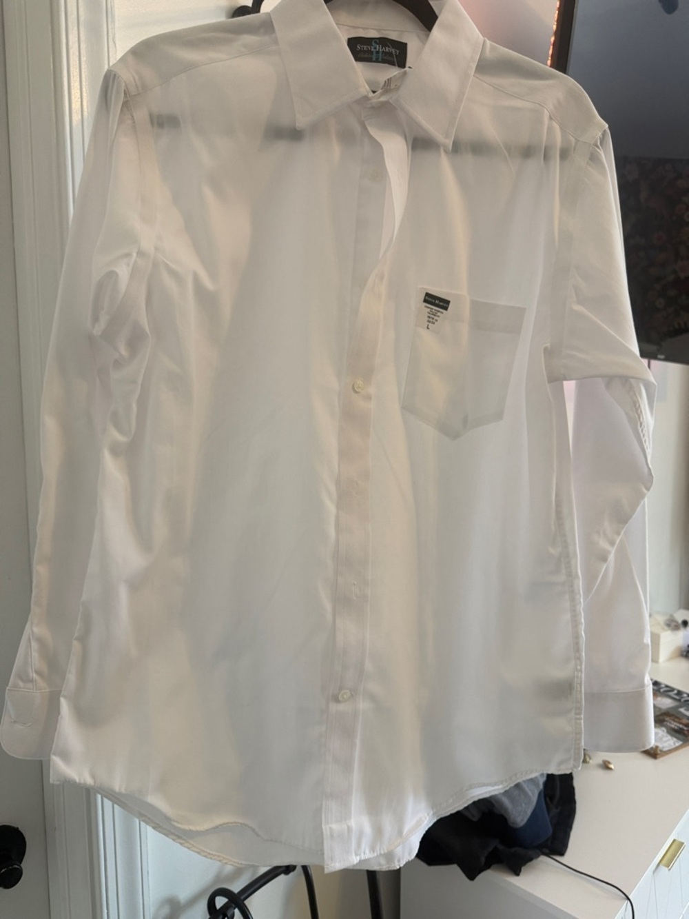 Men's White Long-Sleeve Dress Shirt with Point Collar